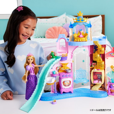 【予約】JBF96  ディズニープリンセス　なかまがいっぱいのおしろ