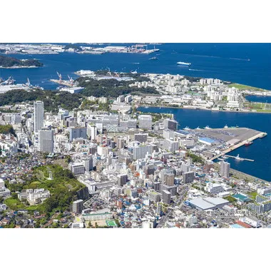 【メーカー取寄】300-334 300Pジグソー 日本の都市16 神奈川県横須賀市「空からみた横須賀中央」