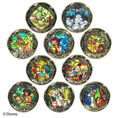 【メーカー取寄】DKB-A04 ディズニーキャラクター　金バッジ　マルチ３