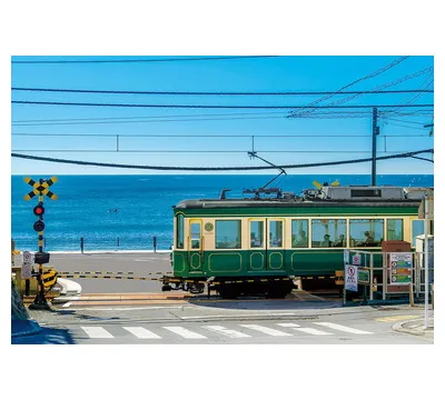 26-340ｓ 江ノ電と踏切-神奈川